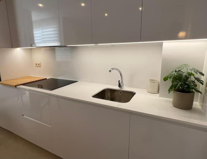 Apartamento La Canela Нерха Екстер'єр фото