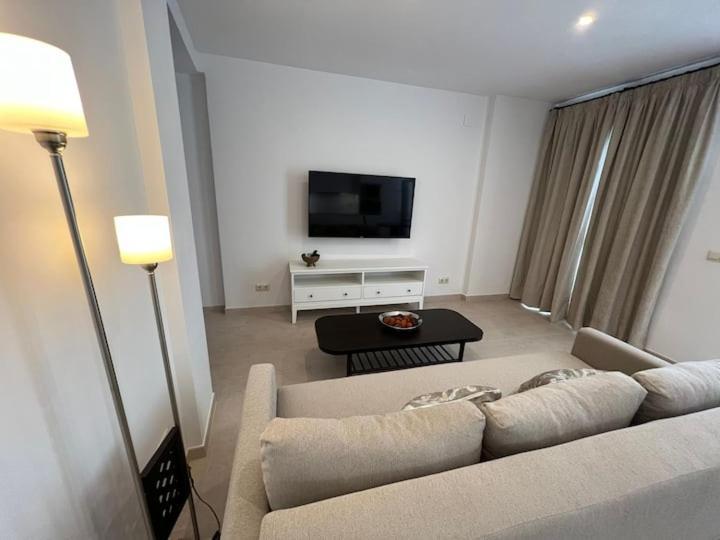 Apartamento La Canela Нерха Екстер'єр фото