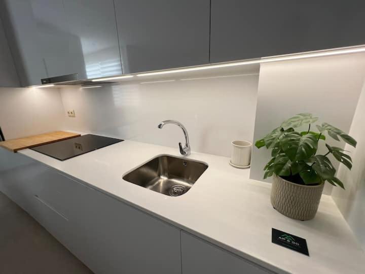 Apartamento La Canela Нерха Екстер'єр фото