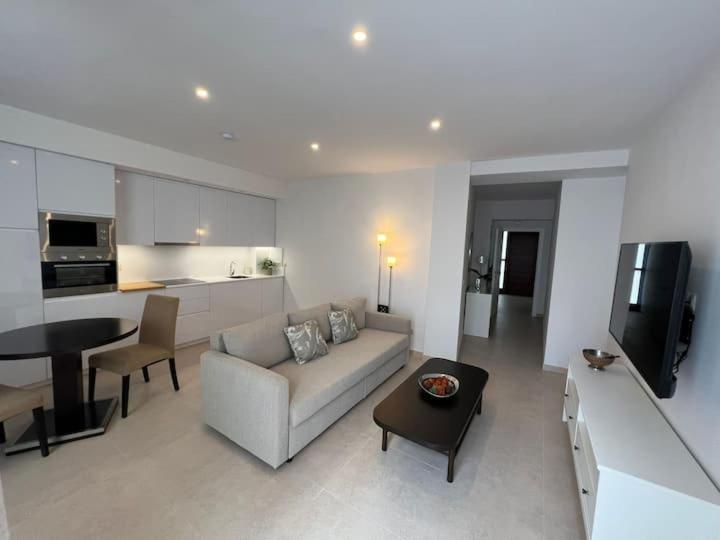 Apartamento La Canela Нерха Екстер'єр фото